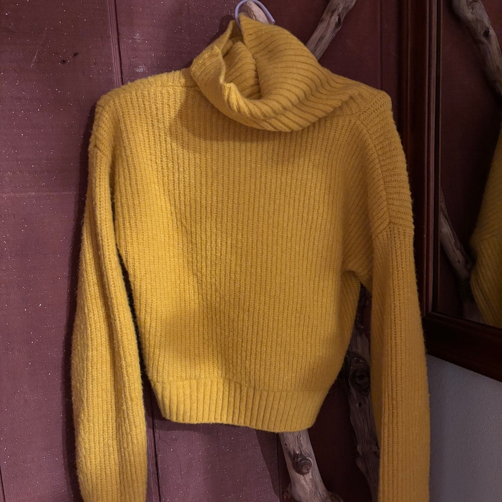 Women’s Sweater Bundle